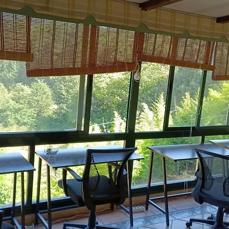 Rural Coliving Rum i privatbostad Padrenda